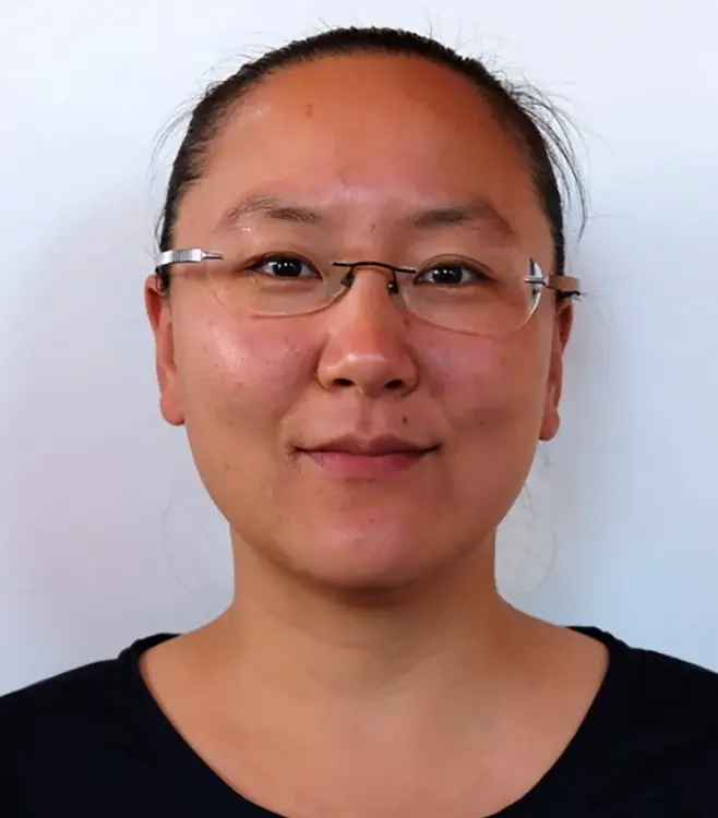 Image of Online Vet Training instructor Yi Cui