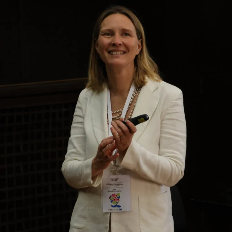 afbeelding van Online Vet Training lesgever Anouck Haverbeke
